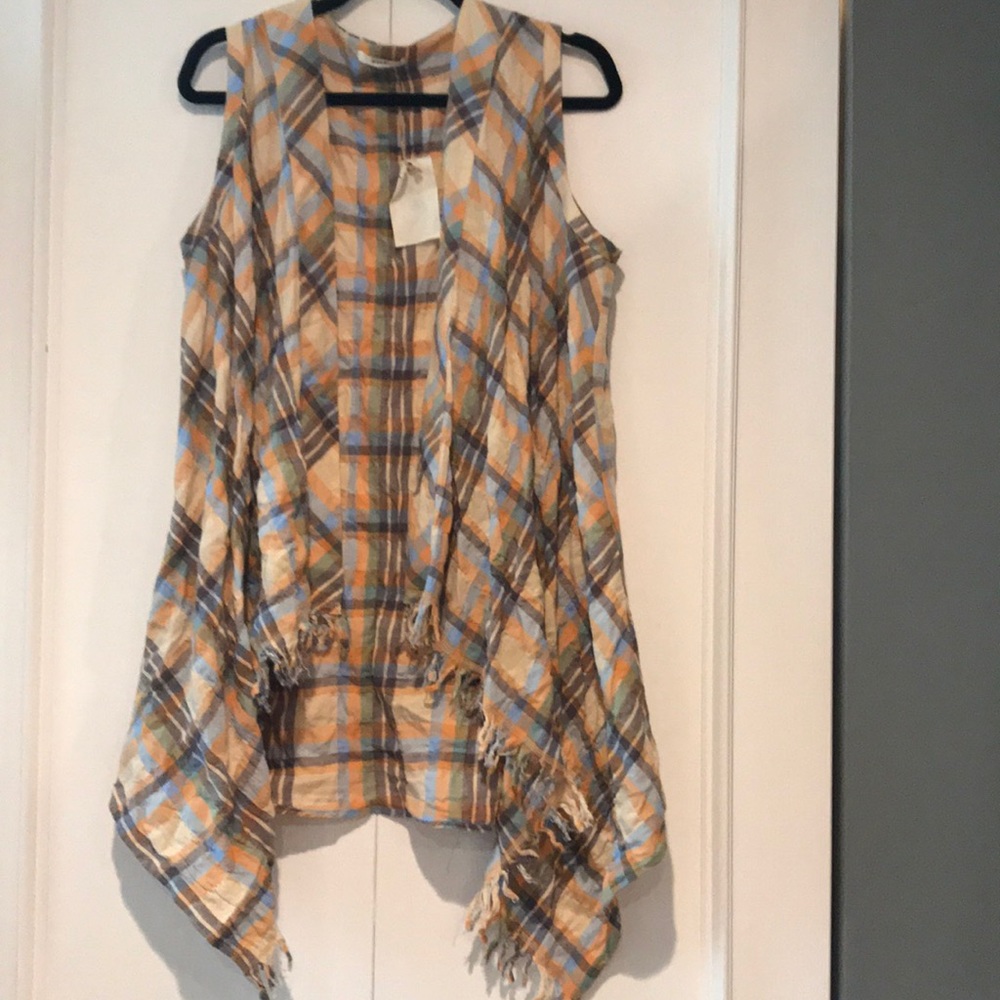 Distressed Easel Vest